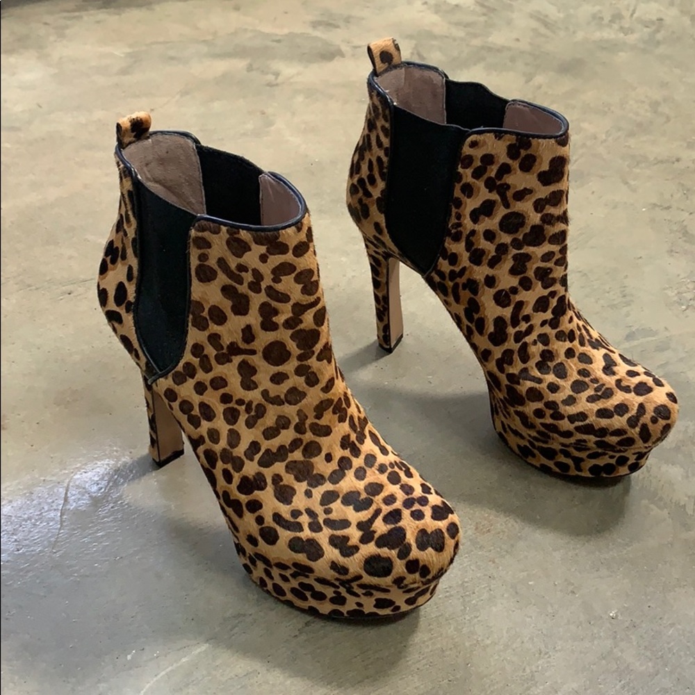 Vince Camuto Booties